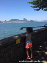 No Forte, apreciando a vista da praia de Copacabana